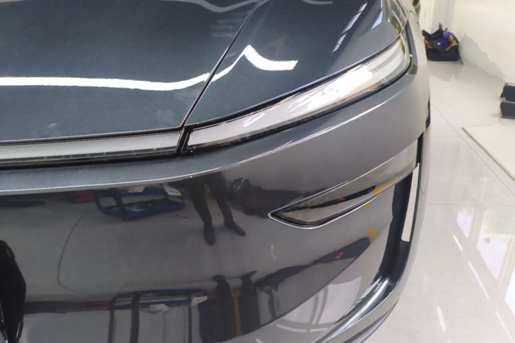 Tesla Model Y 2025 #23 Tesla Model Y 2025 car image #23