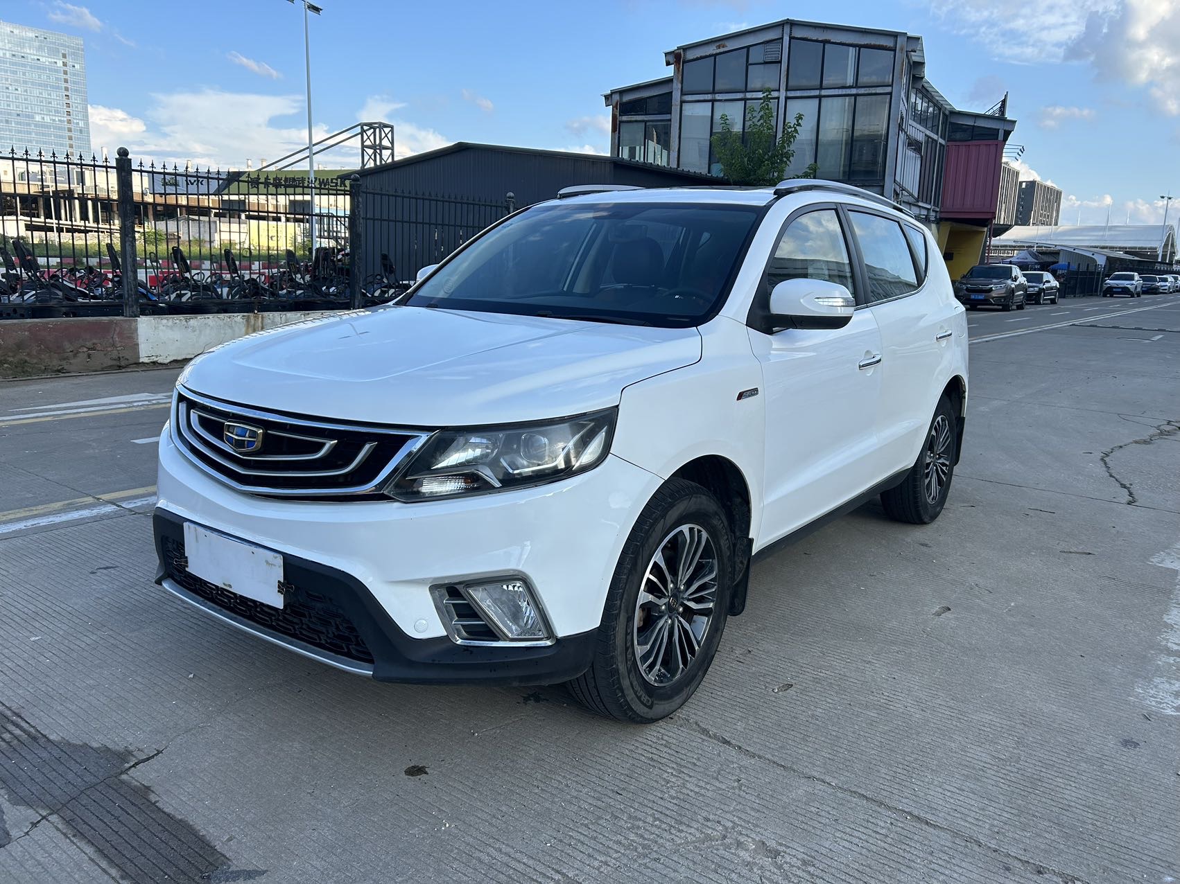 GEELY Vision X6 2018 car image 