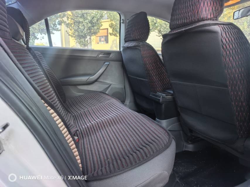 Volkswagen Santana 2022 car image #3