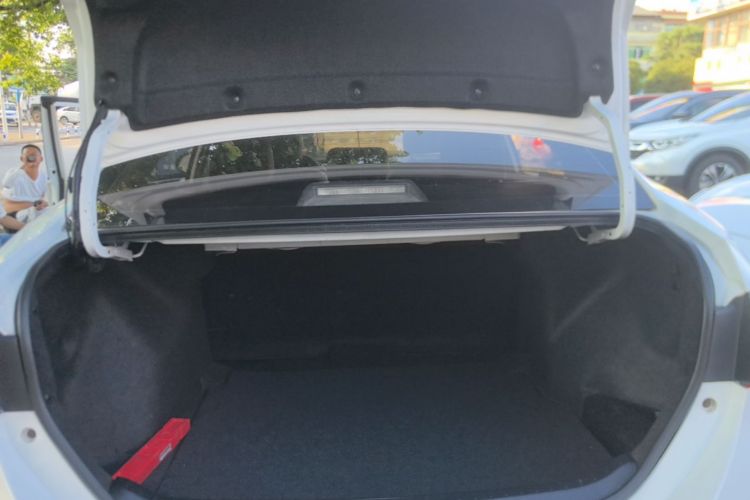 Toyota Corolla 2017 #19 Toyota Corolla 2017 car image #19