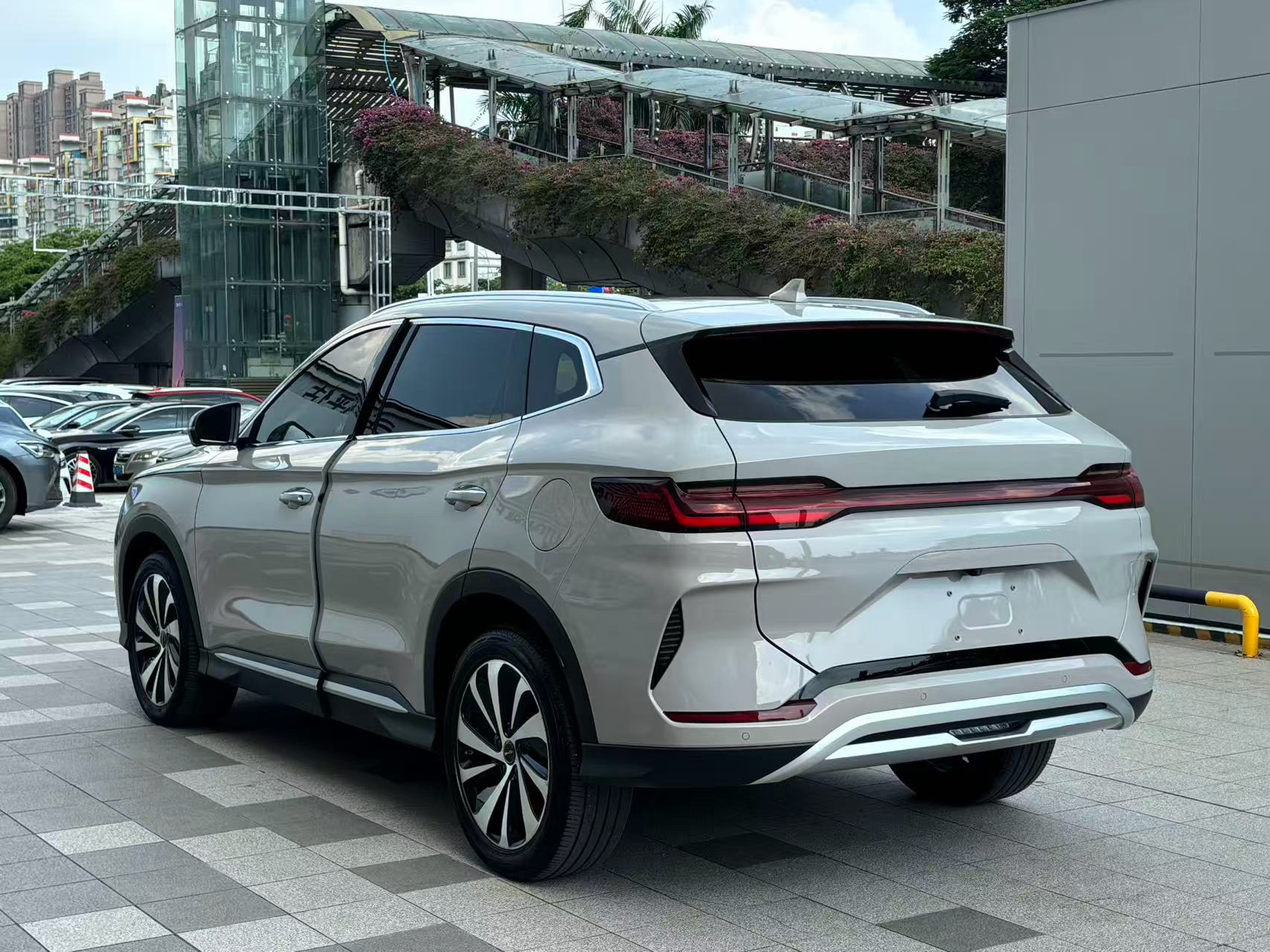 BYD Song Plus New Energy 2024 car image #4