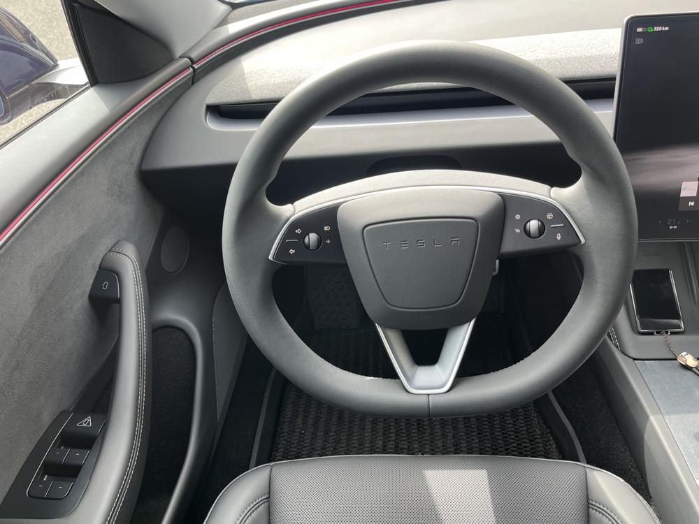 Tesla Model 3 2025 #13 Tesla Model 3 2025 car image #13