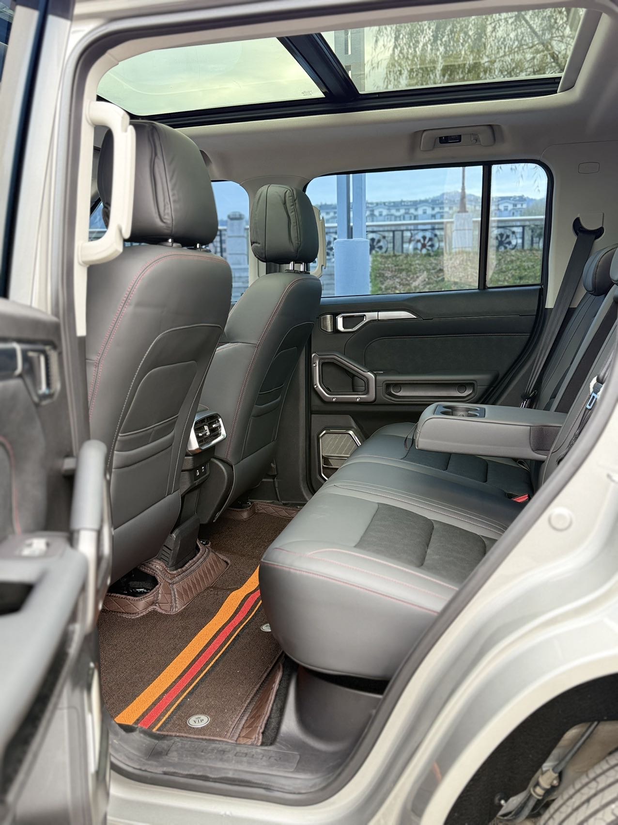 Jetour Traveller 2025 car image #8