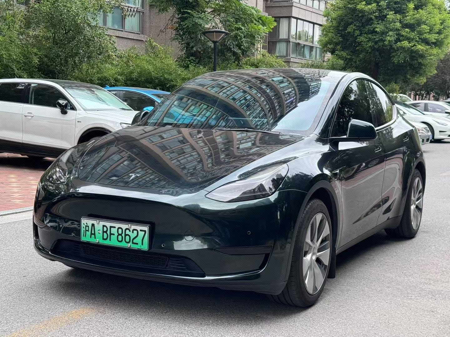 Tesla Model Y 2022 car image 