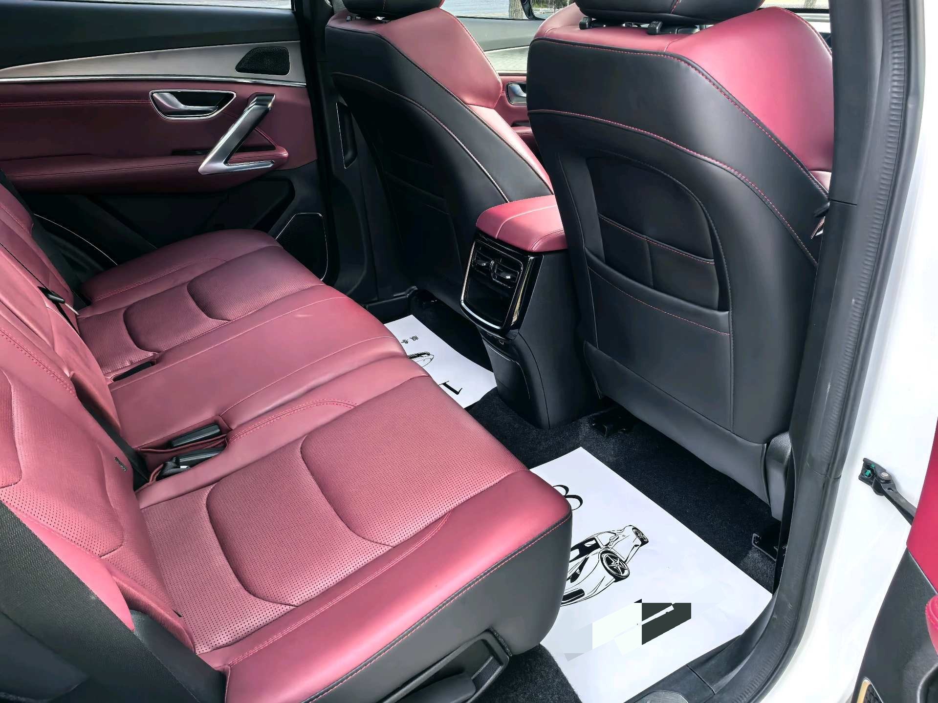 Jetour X70 PLUS 2022 car image #10