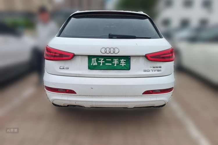 Audi Q3 2016 car image #6