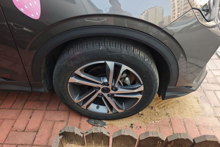 GEELY Coolray 2022 immagine di auto #6