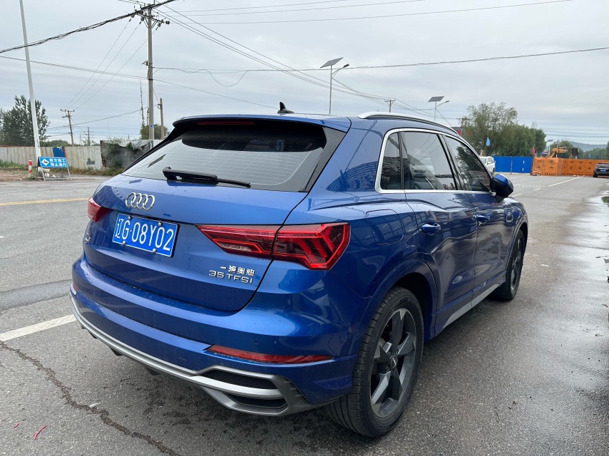 Audi Q3 2019 #6 Audi Q3 2019 car image #6