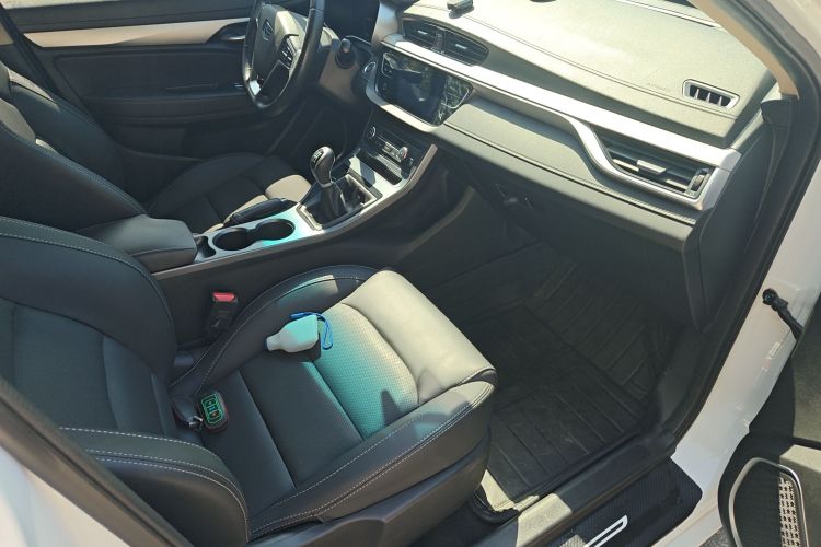 GEELY Emgrand 2018 image de voiture #12
