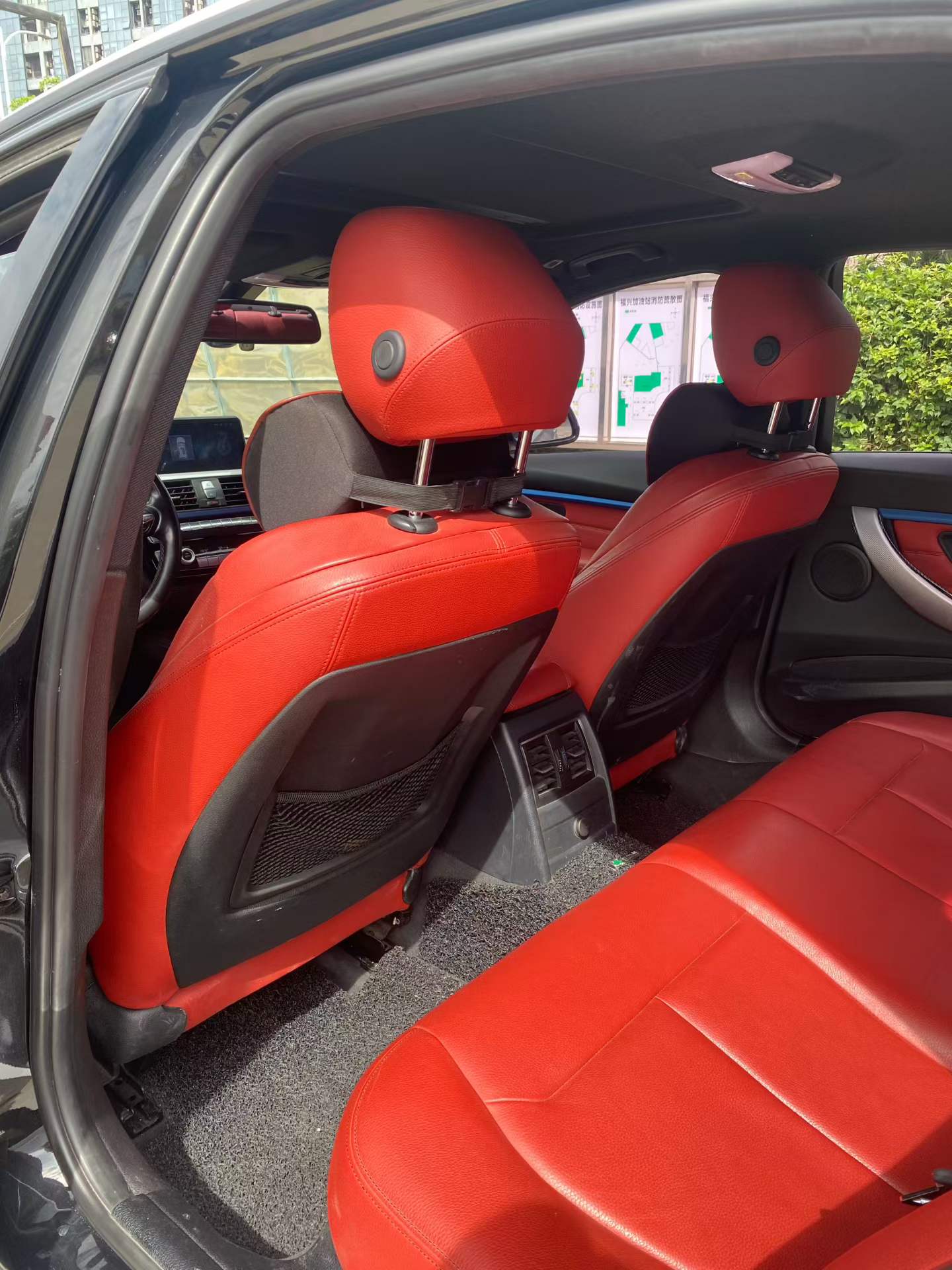 BMW 3 Series 2018 #7 BMW 3 Series 2018 car image #7