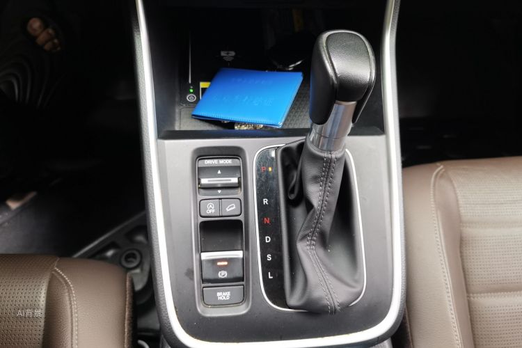 Honda CR-V 2023 car image #16