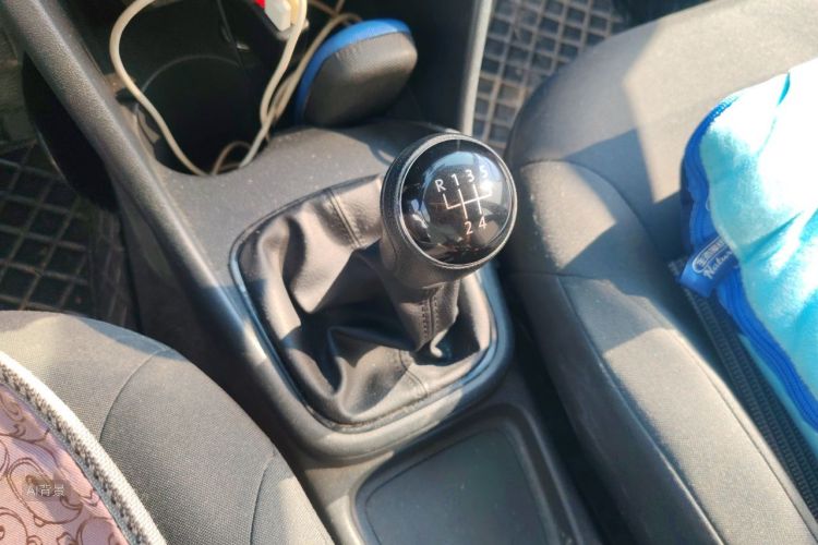 Volkswagen Polo 2019 car image #16