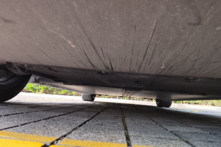 Tesla Model 3 2020 car image #25