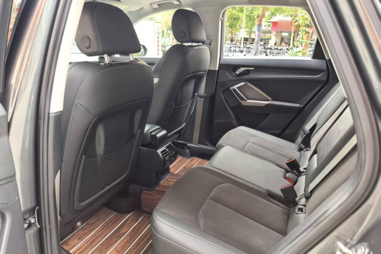 Audi Q3 2022 image de voiture #12