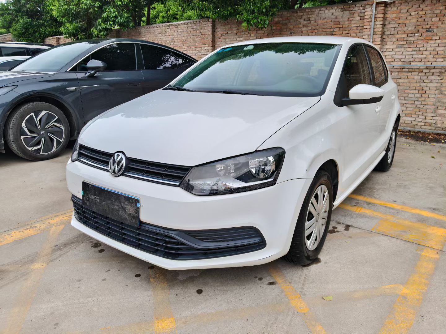 Volkswagen Polo 2018 Volkswagen Polo 2018 car image