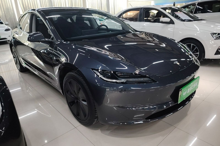 Tesla Model 3 2025 #4 Tesla Model 3 2025 car image #4