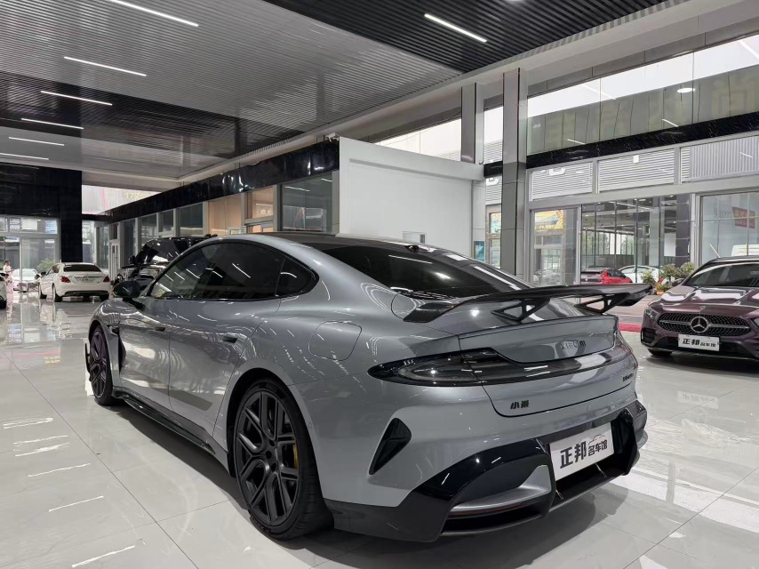 MI SU7 Ultra 2025 car image #5