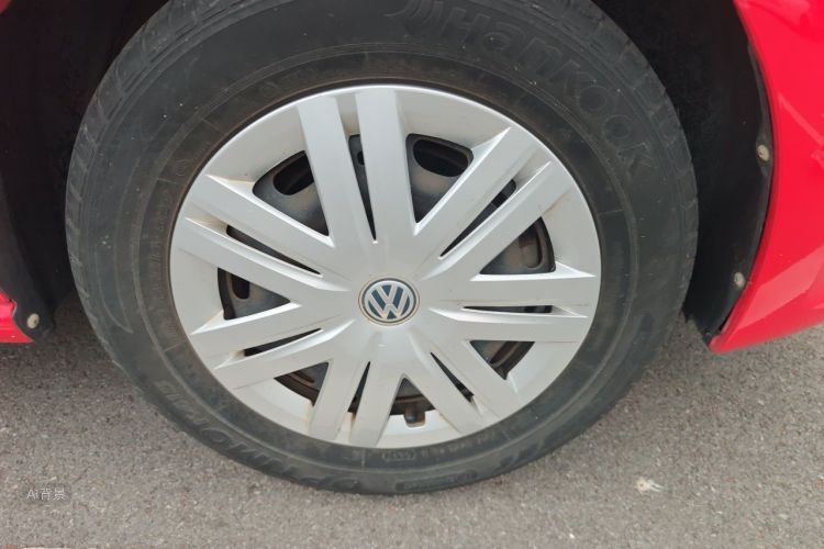 Volkswagen Polo 2018 car image #9