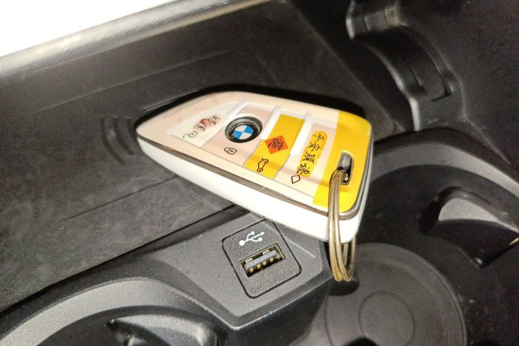 BMW 3 Series 2021 imagen de coche #9