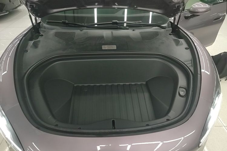 MI SU7 2024 immagine di auto #20