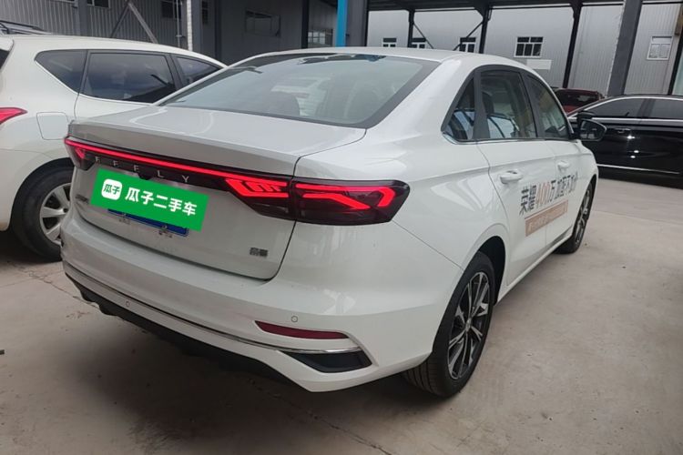 GEELY Emgrand 2025 car image #7
