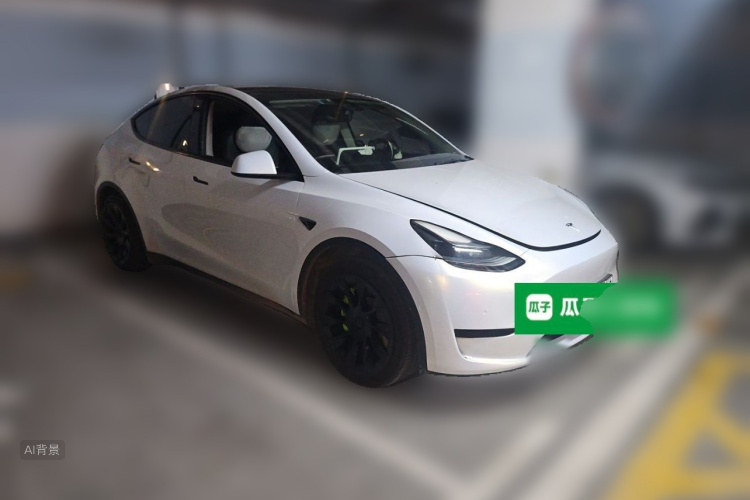Tesla Model Y 2022 #4 Tesla Model Y 2022 car image #4