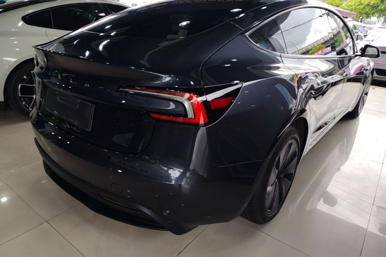 Tesla Model 3 2024 #7 Tesla Model 3 2024 car image #7