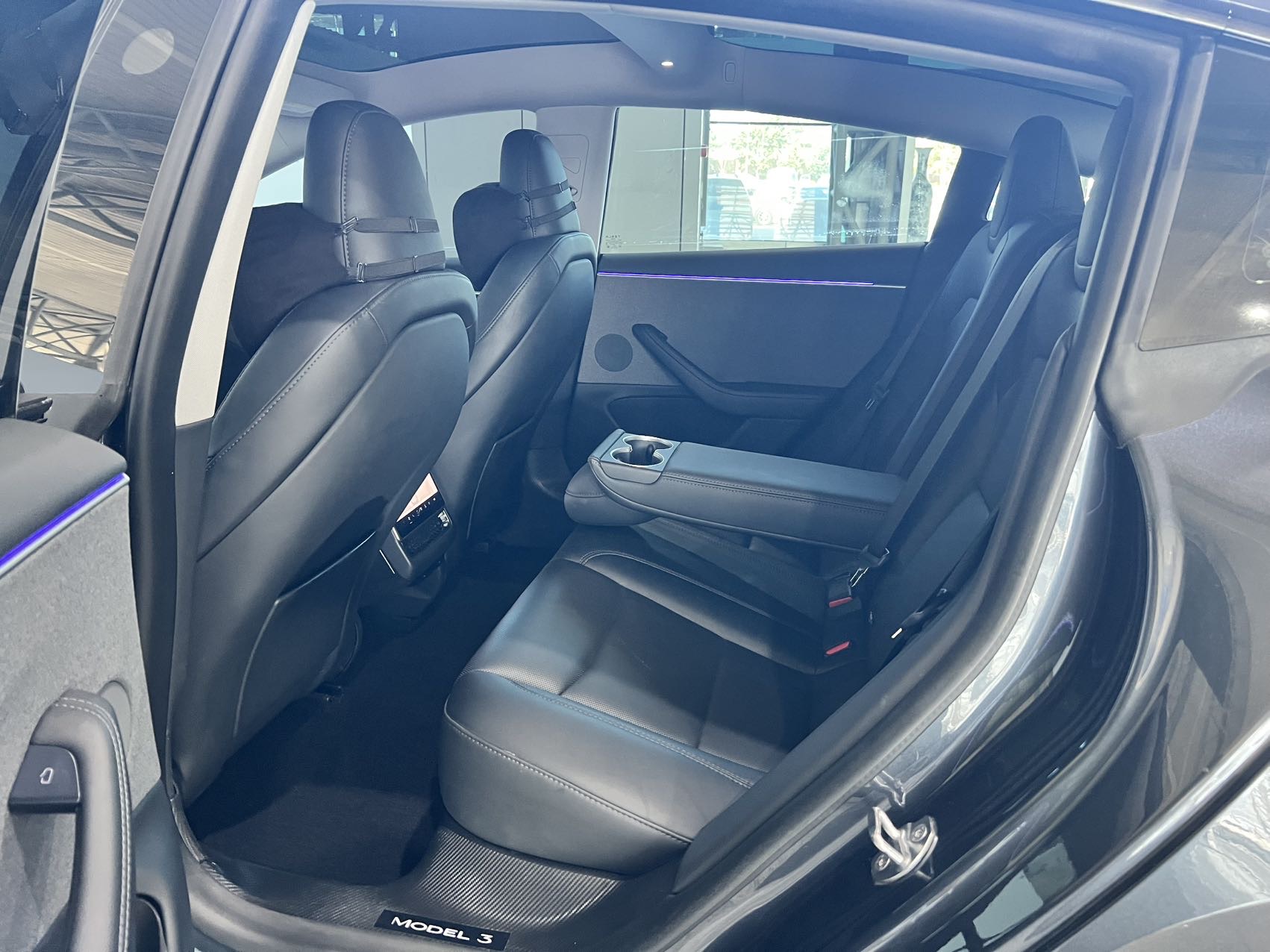 Tesla Model 3 2024 car image #6