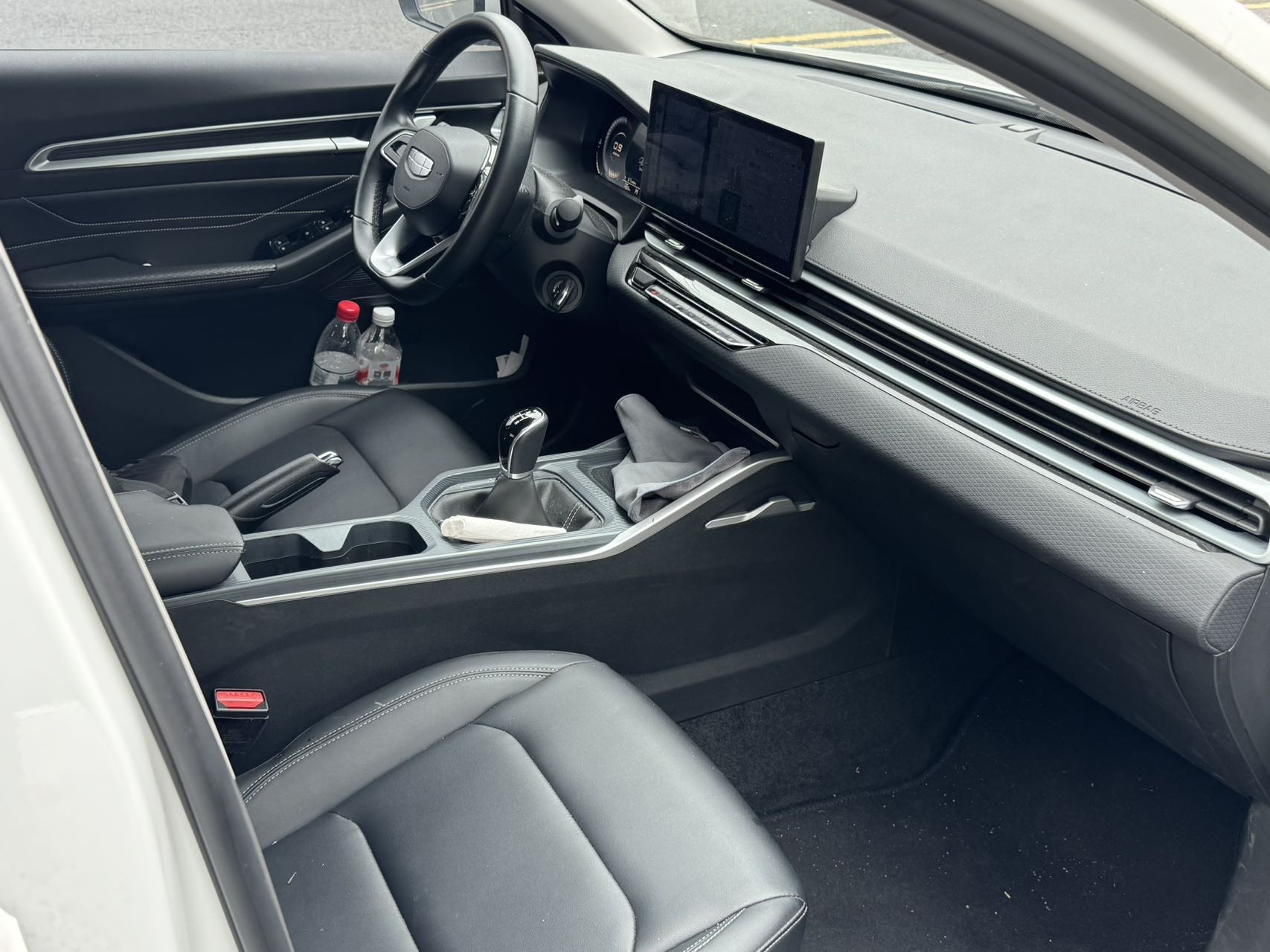 GEELY Emgrand 2024 #4 GEELY Emgrand 2024 immagine di auto #4