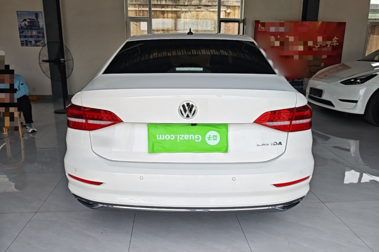 Volkswagen Lavida 2020 car image #6