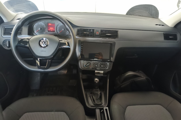 Volkswagen Santana 2021 car image #10