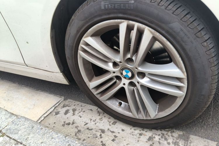 BMW 3 Series 2016 car image #9