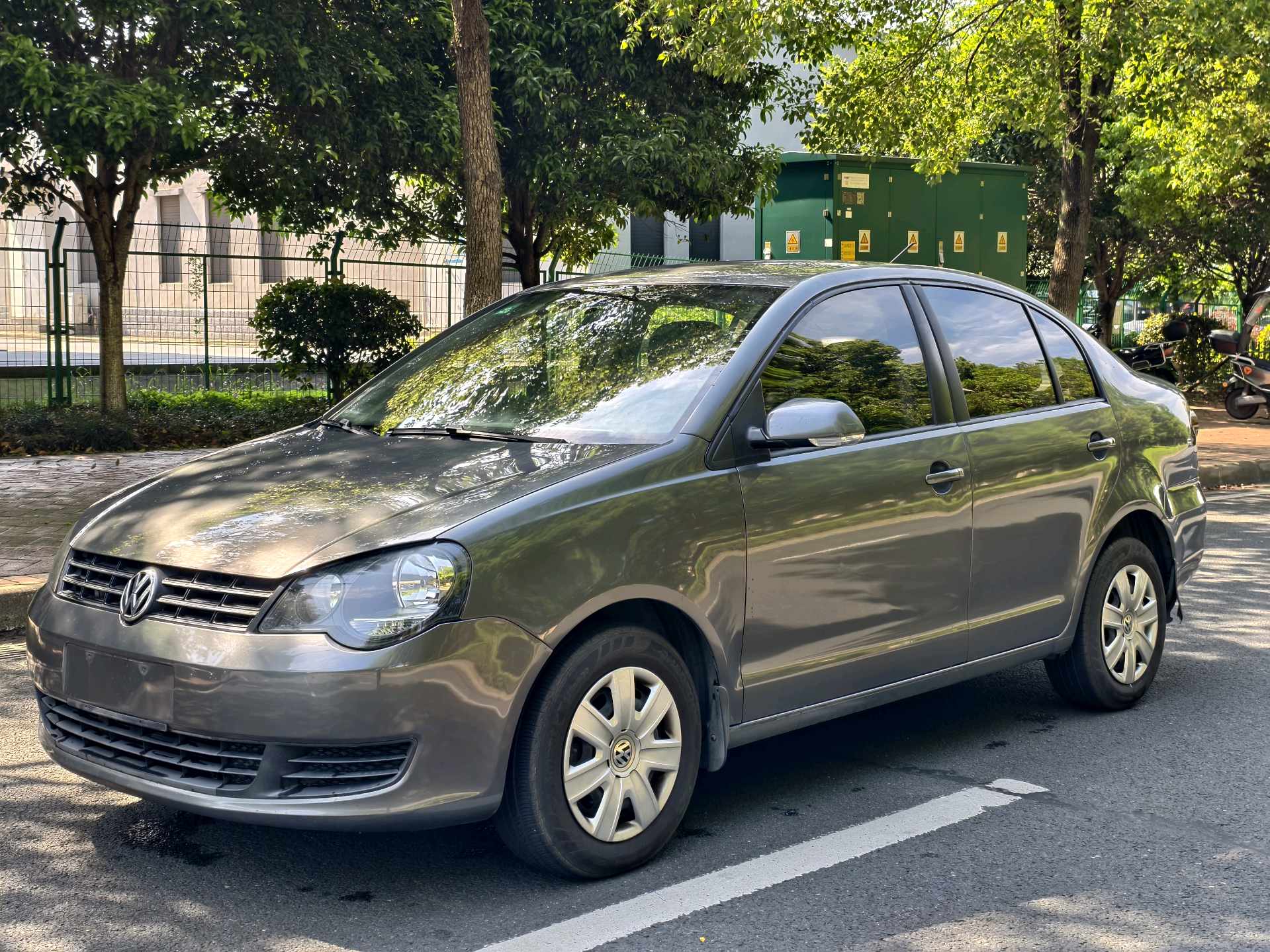 Volkswagen Polo 2012 Volkswagen Polo 2012 car image
