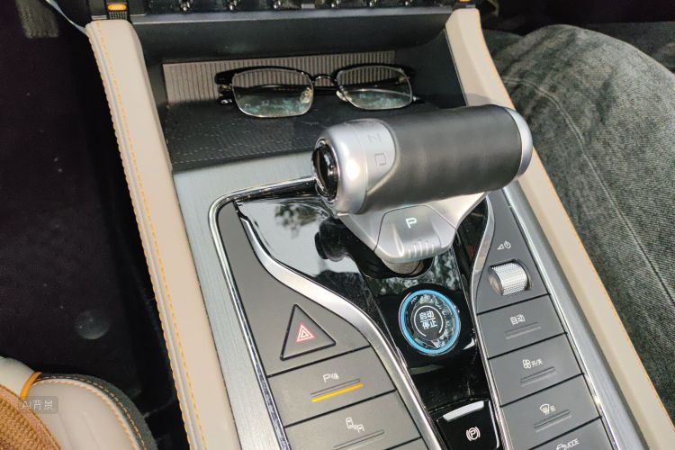 BYD Yuan Plus 2024 immagine di auto #16