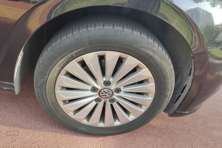 Volkswagen Lavida 2019 car image #9