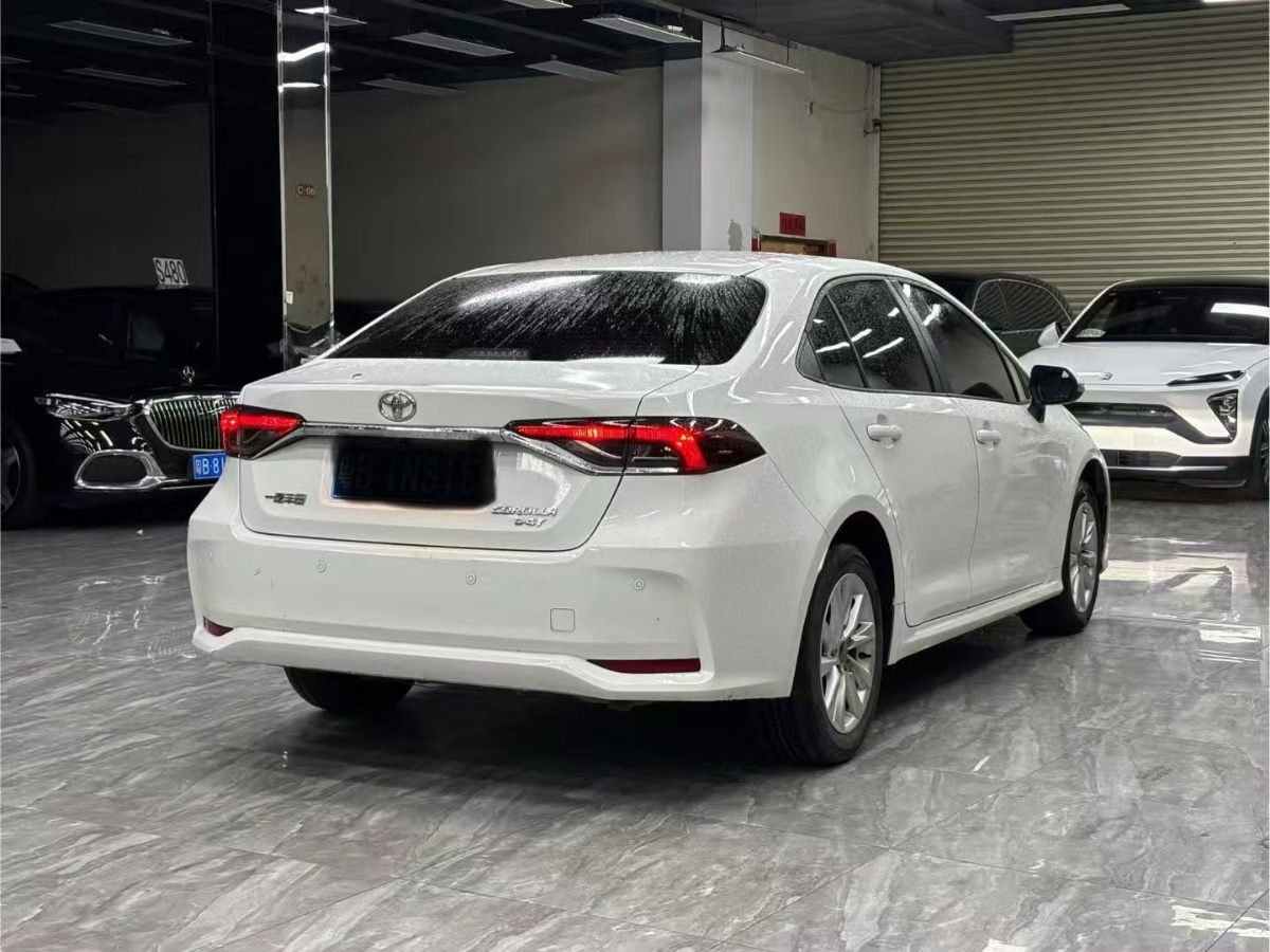 Toyota Corolla 2023 car image #8