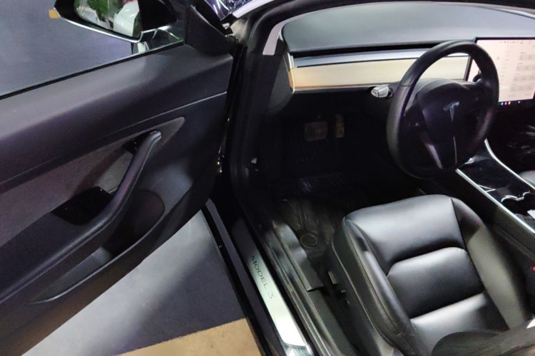 Tesla Model 3 2020 #16 Tesla Model 3 2020 car image #16