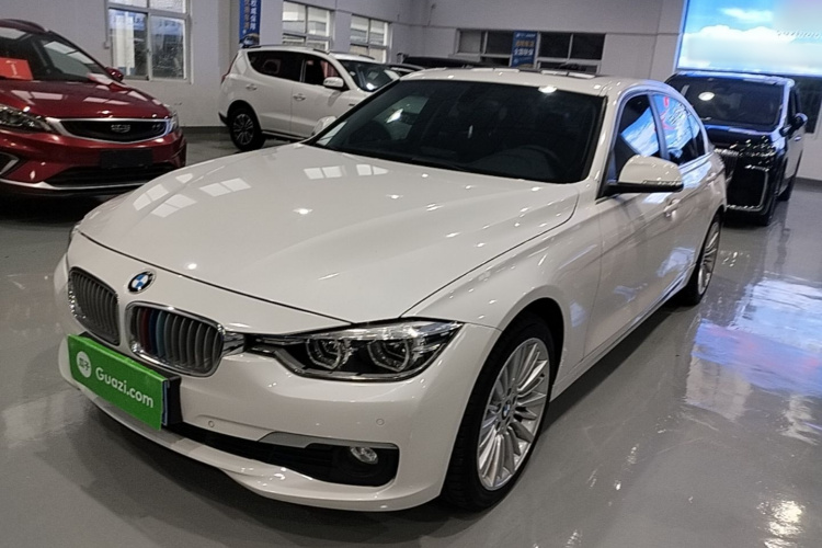 BMW 3 Series 2018 imagen de coche #2