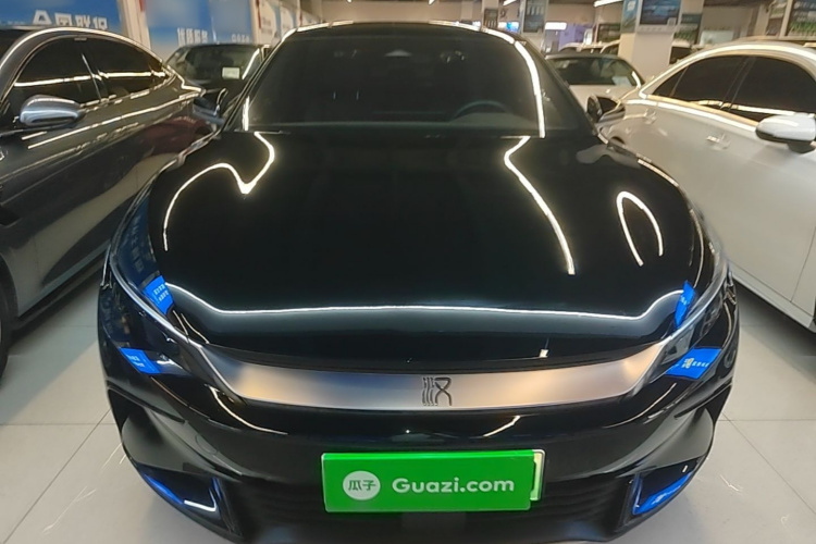 BYD Han 2023 car image #3