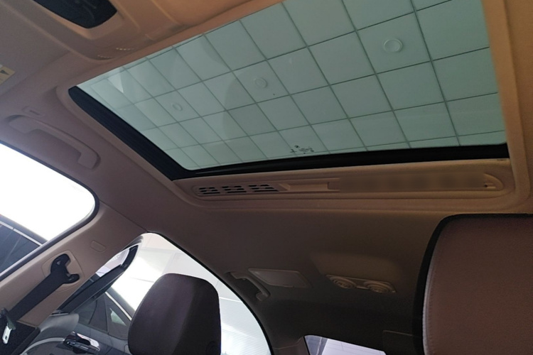 BMW 3 Series 2017 #18 BMW 3 Series 2017 car image #18