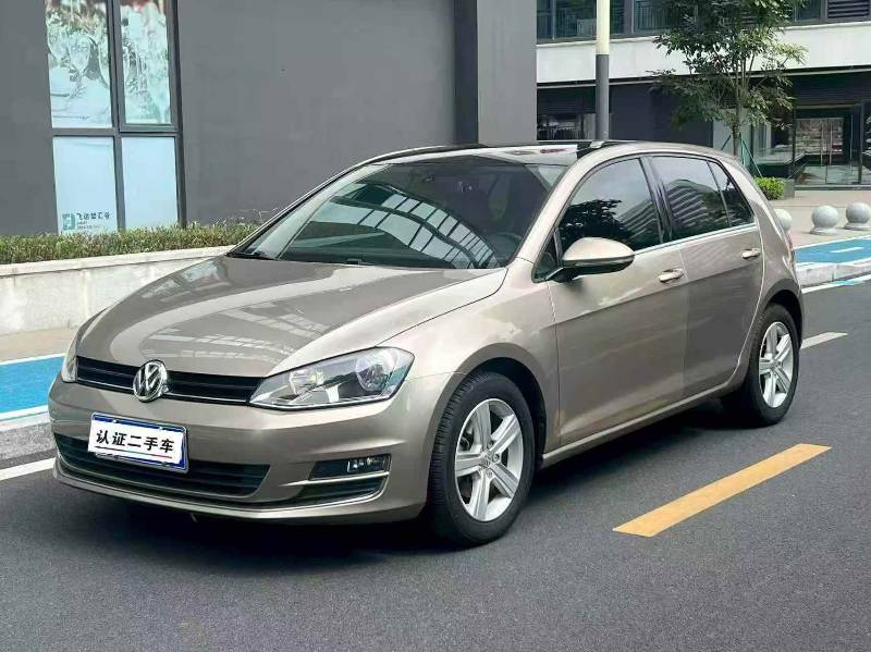 Volkswagen Golf 2014 Volkswagen Golf 2014 car image