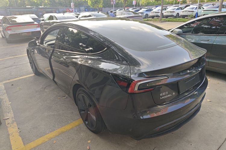 Tesla Model 3 2024 #5 Tesla Model 3 2024 car image #5