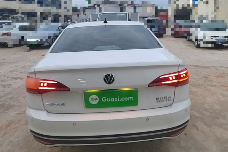 Volkswagen Bora 2022 car image #6