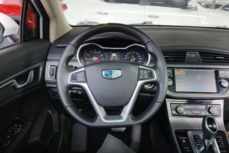GEELY Emgrand GS 2017 #15 GEELY Emgrand GS 2017 car image #15