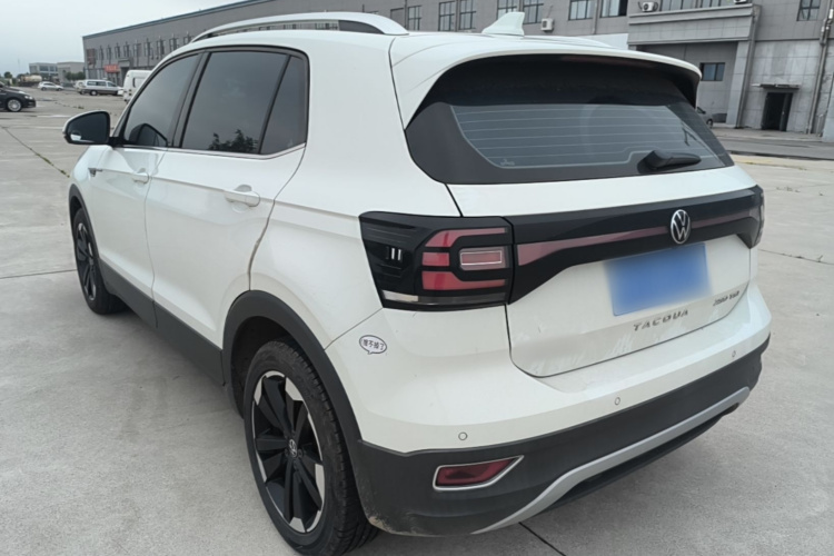 Volkswagen Tacqua 2020 immagine di auto #5