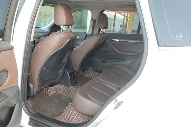 BMW X1 2019 car image #17