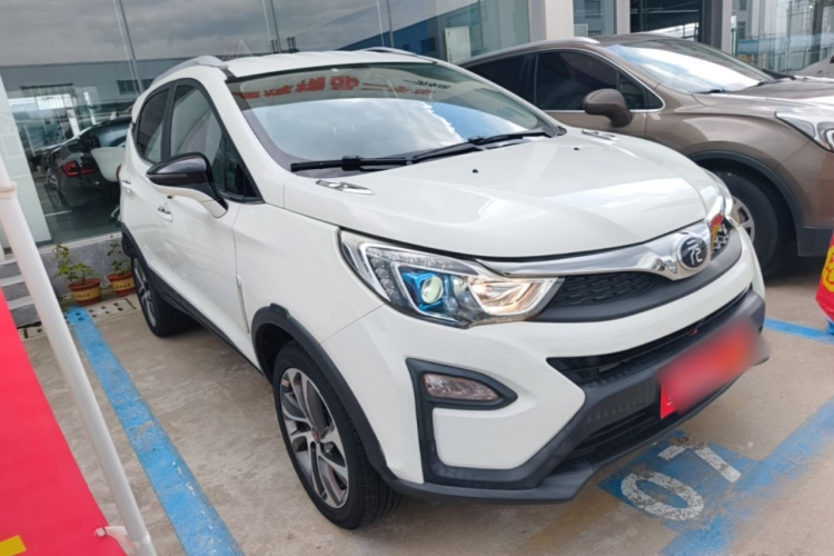 BYD Yuan 2017 car image #6