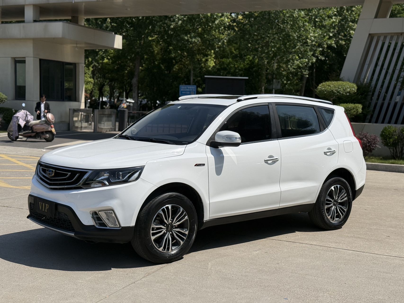 GEELY Vision X6 2017 car image 