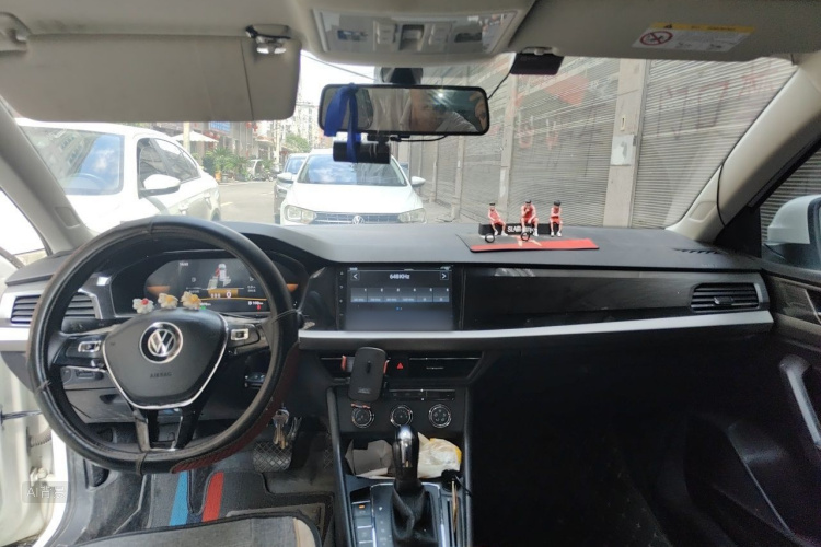 Volkswagen Lavida 2021 car image #11