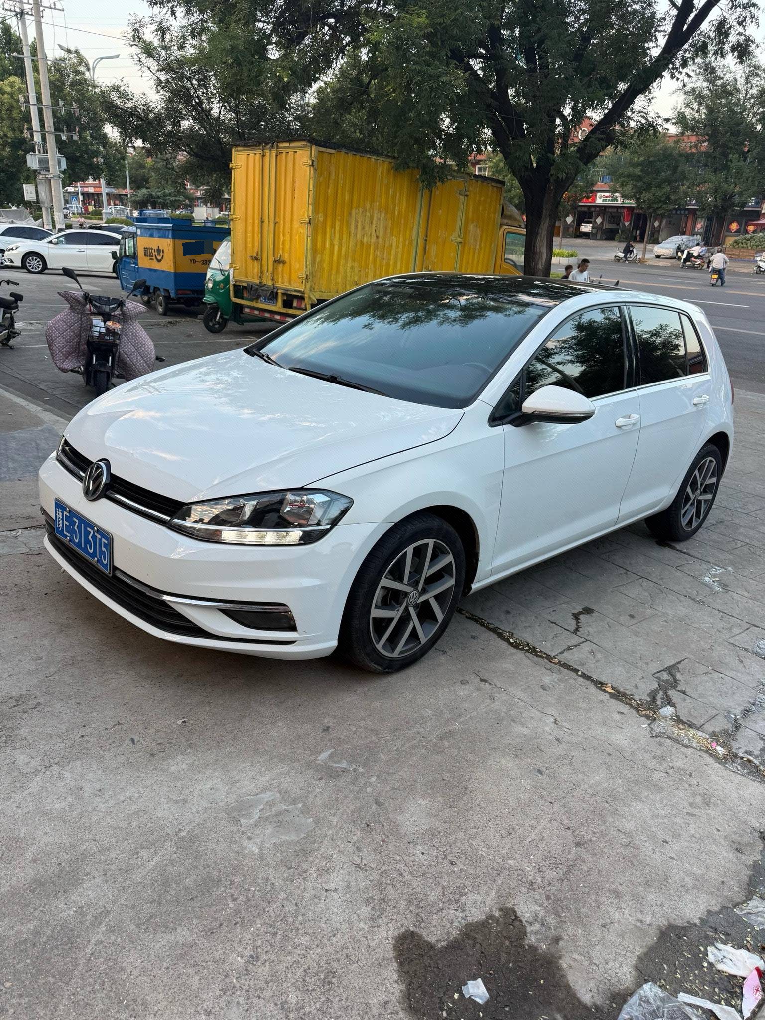 2020 2020 car image